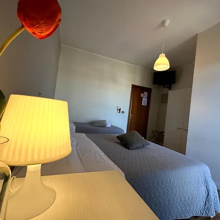 Hotel Miura 2*