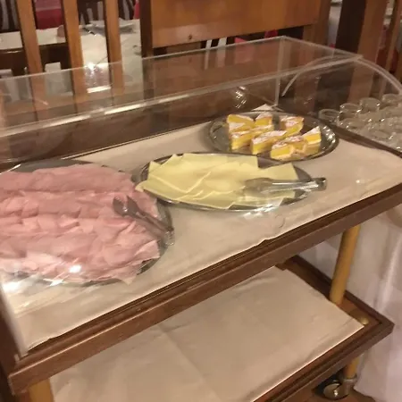 Miura Hotel Cavalcaselle
