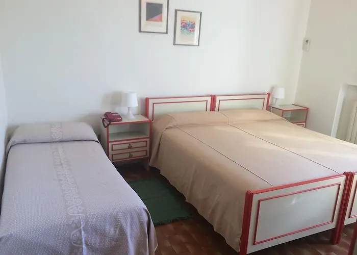 Hotel Miura 2*