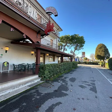 Hotel Miura 2*