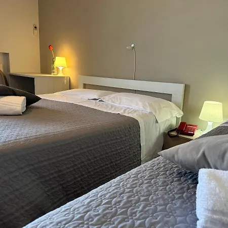 Hotel Miura Cavalcaselle