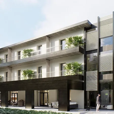 Отель Miura Кавальказелле